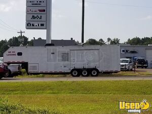 2000 Food Concession Trailer Kitchen Food Trailer Air Conditioning Louisiana for Sale