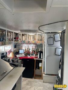 2000 Food Concession Trailer Kitchen Food Trailer Air Conditioning Oregon for Sale