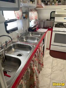 2000 Food Concession Trailer Kitchen Food Trailer Refrigerator Oregon for Sale