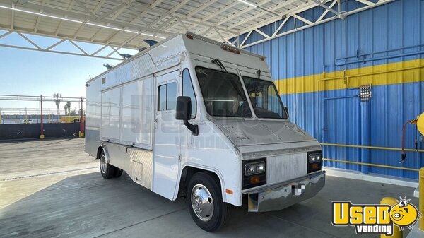 2000 Food Truck All-purpose Food Truck California Gas Engine for Sale