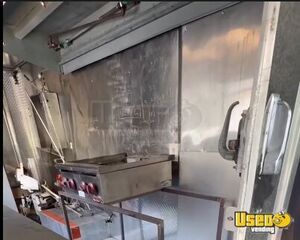 2000 Food Truck All-purpose Food Truck Concession Window North Carolina Diesel Engine for Sale