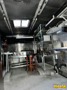 2000 Food Truck All-purpose Food Truck Concession Window Virginia Diesel Engine for Sale