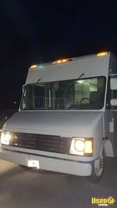 2000 Food Truck All-purpose Food Truck Exterior Customer Counter Nebraska Diesel Engine for Sale