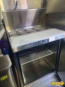 2000 Food Truck All-purpose Food Truck Hand-washing Sink Texas Diesel Engine for Sale