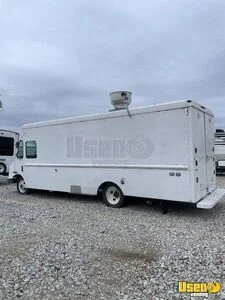 2000 Food Truck All-purpose Food Truck Stainless Steel Wall Covers Nebraska Diesel Engine for Sale