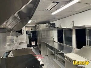 2000 Food Truck All-purpose Food Truck Stovetop Nebraska Diesel Engine for Sale