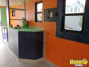 2000 Forward Chassis Workhorse All-purpose Food Truck Solar Panels Colorado Diesel Engine for Sale