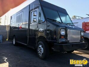 2000 Freight Liner Mt45 All-purpose Food Truck California Diesel Engine for Sale