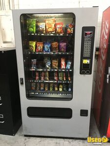 2000 Fsi 3141 Usi Snack Machine 2 California for Sale