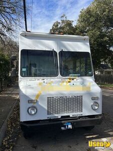 2000 Grumman Olson All-purpose Food Truck Refrigerator Texas Gas Engine for Sale