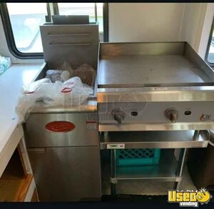 2000 Kitchen Food Trailer Kitchen Food Trailer Fryer Pennsylvania for Sale