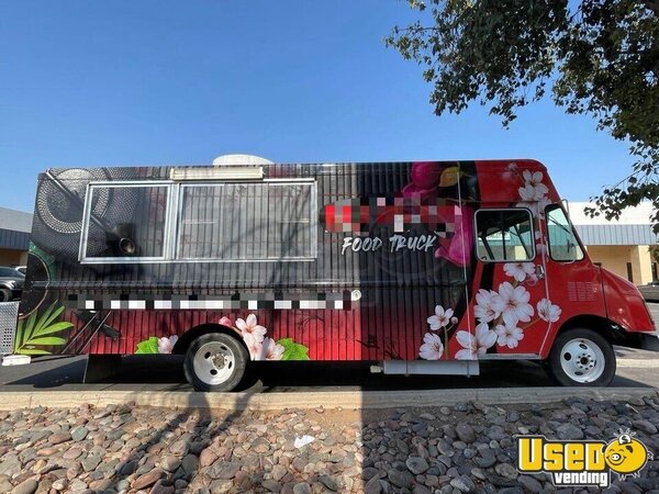 2000 Kitchen Food Truck All-purpose Food Truck Arizona Diesel Engine for Sale