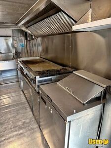 2000 Kitchen Food Truck All-purpose Food Truck Concession Window Texas Gas Engine for Sale