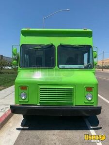 2000 Kitchen Food Truck All-purpose Food Truck Diamond Plated Aluminum Flooring California Gas Engine for Sale
