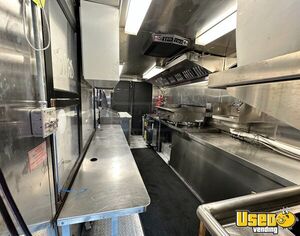2000 Kitchen Food Truck All-purpose Food Truck Exterior Customer Counter North Carolina Gas Engine for Sale