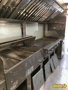 2000 Kitchen Food Truck All-purpose Food Truck Floor Drains California Diesel Engine for Sale