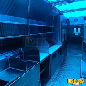 2000 Kitchen Food Truck All-purpose Food Truck Pro Fire Suppression System California Gas Engine for Sale