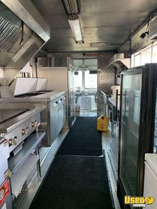 2000 Kitchen Food Truck All-purpose Food Truck Propane Tank California Gas Engine for Sale