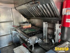 2000 Kitchen Food Truck All-purpose Food Truck Refrigerator Virginia Diesel Engine for Sale