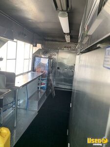 2000 Kitchen Food Truck All-purpose Food Truck Stovetop California Gas Engine for Sale