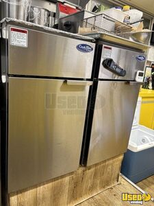 2000 Kitchen Trailer Kitchen Food Trailer Fresh Water Tank Massachusetts for Sale