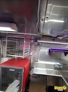 2000 Layton Kitchen Food Trailer Exterior Customer Counter Washington for Sale