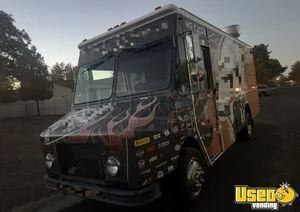 2000 M Line All-purpose Food Truck Concession Window Utah Diesel Engine for Sale