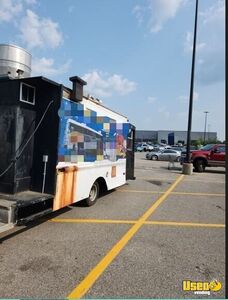 2000 Mobile Barbecue Food Trailer Barbecue Food Trailer Insulated Walls Tennessee for Sale