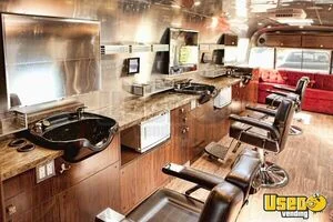 2000 Mobile Barbershop Mobile Hair & Nail Salon Truck Awning Texas for Sale