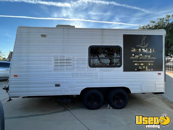 2000 Mobile Boutique Trailer Mobile Boutique California for Sale