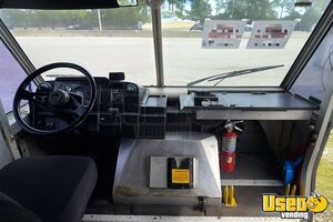 2000 Mt 45 Chassis All-purpose Food Truck Concession Window Florida Diesel Engine for Sale