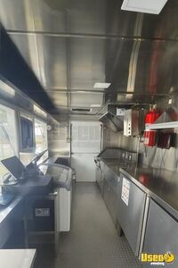 2000 Mt 45 Chassis All-purpose Food Truck Exterior Customer Counter Florida Diesel Engine for Sale