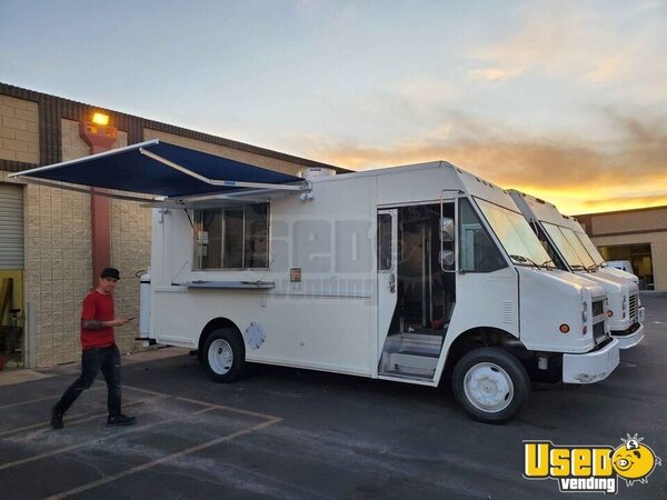 2000 Mt45 All-purpose Food Truck Arizona Diesel Engine for Sale