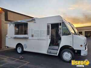2000 Mt45 All-purpose Food Truck Concession Window Arizona Diesel Engine for Sale
