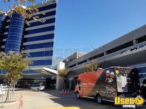 2000 Mt45 All-purpose Food Truck Exhaust Hood Texas Diesel Engine for Sale
