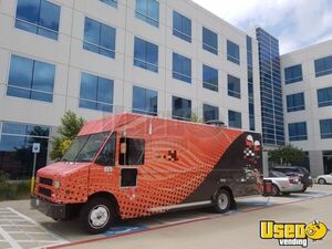 2000 Mt45 All-purpose Food Truck Fresh Water Tank Texas Diesel Engine for Sale