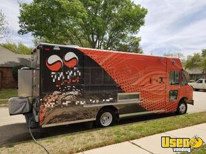 2000 Mt45 All-purpose Food Truck Gray Water Tank Texas Diesel Engine for Sale
