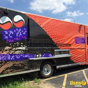 2000 Mt45 All-purpose Food Truck Hot Water Heater Texas Diesel Engine for Sale