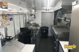 2000 Mt45 All-purpose Food Truck Insulated Walls Ohio Diesel Engine for Sale