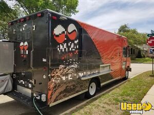 2000 Mt45 All-purpose Food Truck Interior Lighting Texas Diesel Engine for Sale