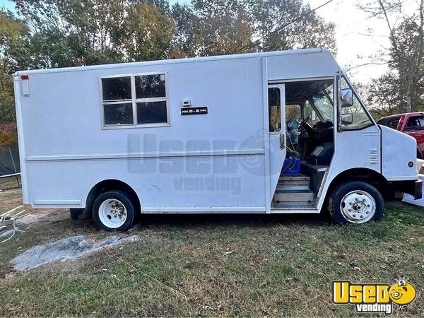 2000 Mt45 Coffee & Beverage Truck Tennessee Diesel Engine for Sale