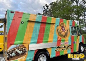 2000 Mt45 Kitchen Food Truck All-purpose Food Truck Air Conditioning Florida Diesel Engine for Sale