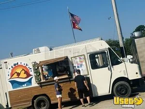 2000 Mt45 Step-van Coffee & Beverage Truck Air Conditioning Oklahoma Diesel Engine for Sale