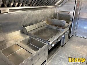 2000 Mt55 Kitchen Food Truck All-purpose Food Truck Air Conditioning Arizona Diesel Engine for Sale