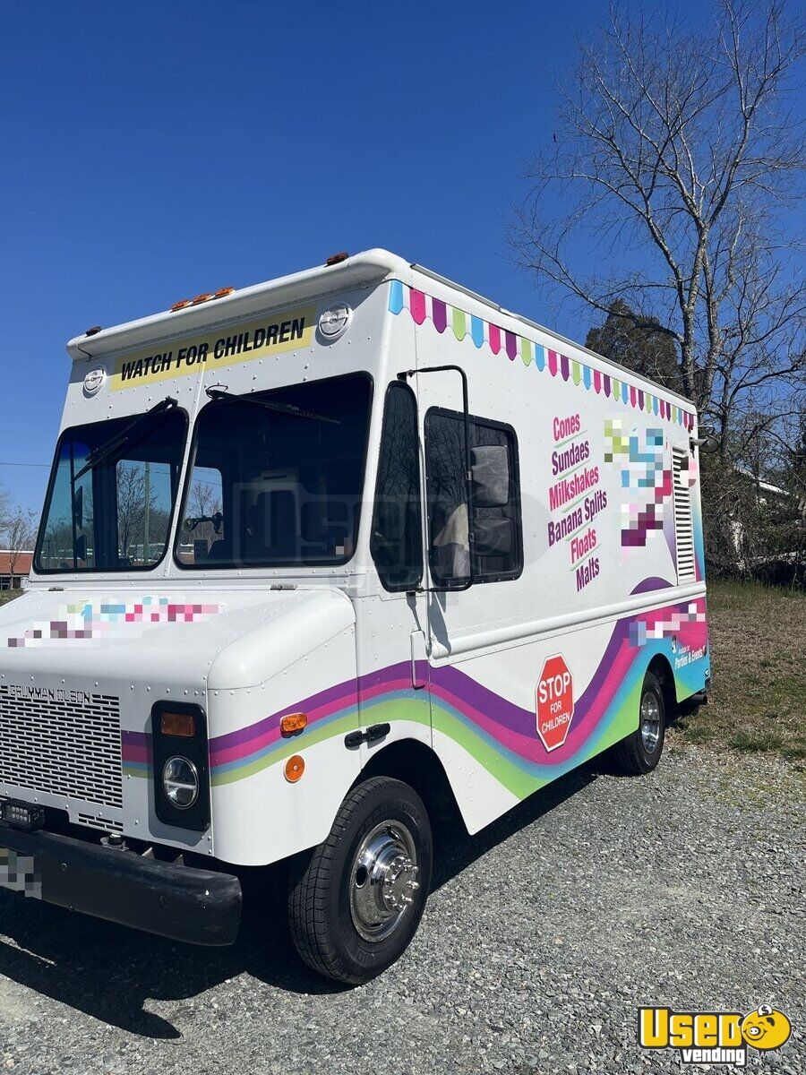 2000 22' Grumman Olson P30 Step Van Soft Serve Ice Cream Truck for Sale in Virginia