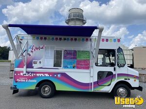 2000 P-30 Step Van Mobile Soft Serve Ice Cream Truck Ice Cream Truck Virginia Diesel Engine for Sale