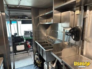 2000 P30 All-purpose Food Truck Food Warmer Iowa Gas Engine for Sale
