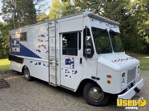 2000 P30 Grumman Stepvan Stepvan Minnesota Gas Engine for Sale