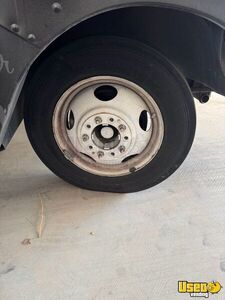 2000 P30 Step Van Coffee & Beverage Truck Exterior Work Lights Arizona Diesel Engine for Sale