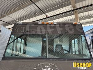 2000 P30 Step Van Coffee & Beverage Truck Triple Sink Arizona Diesel Engine for Sale